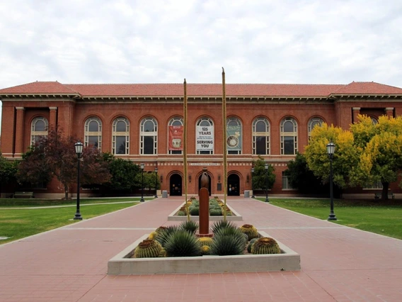 Outside of Old Main Library at the University of Arizona.